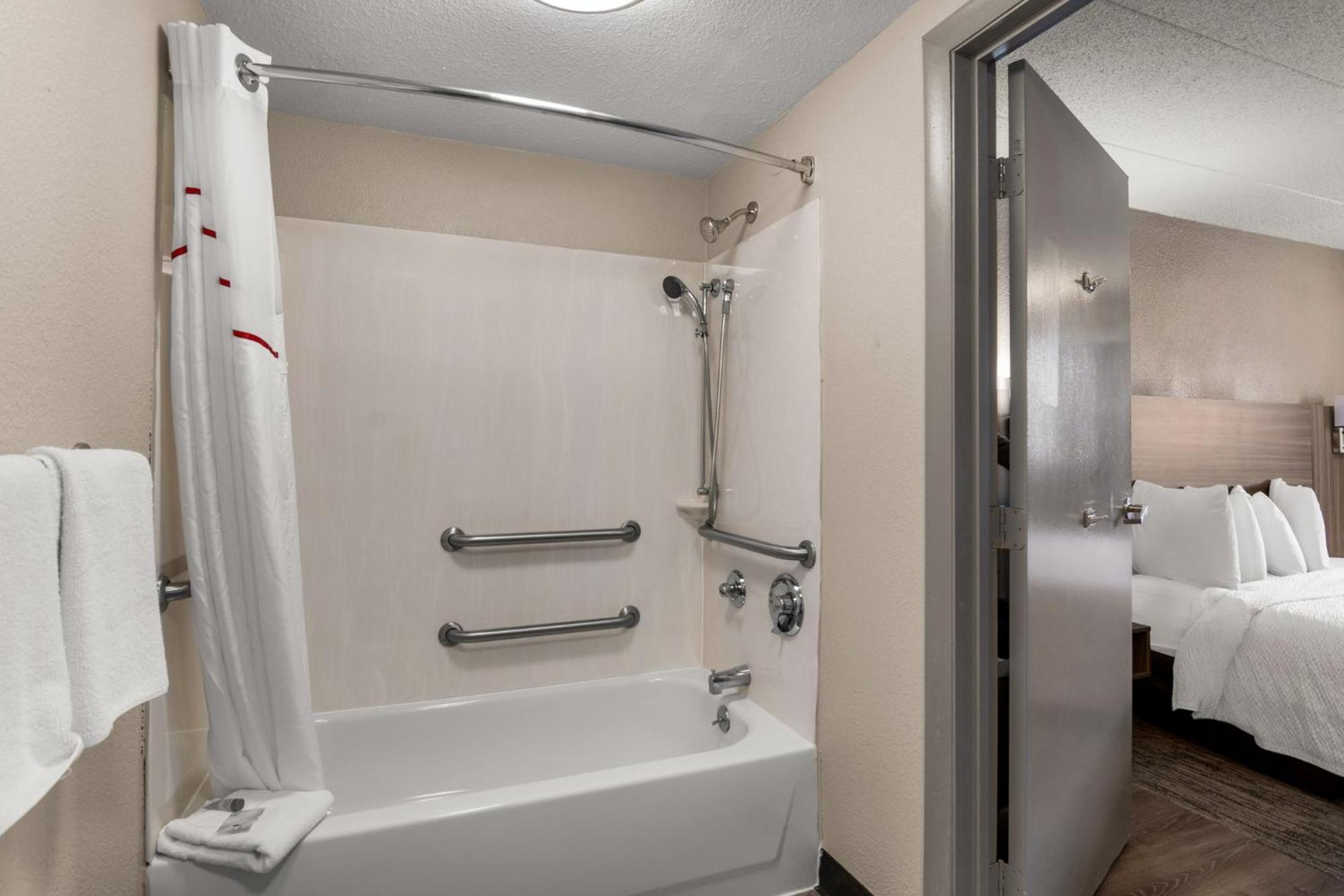 Red Roof Inn Enfield Zewnętrze zdjęcie