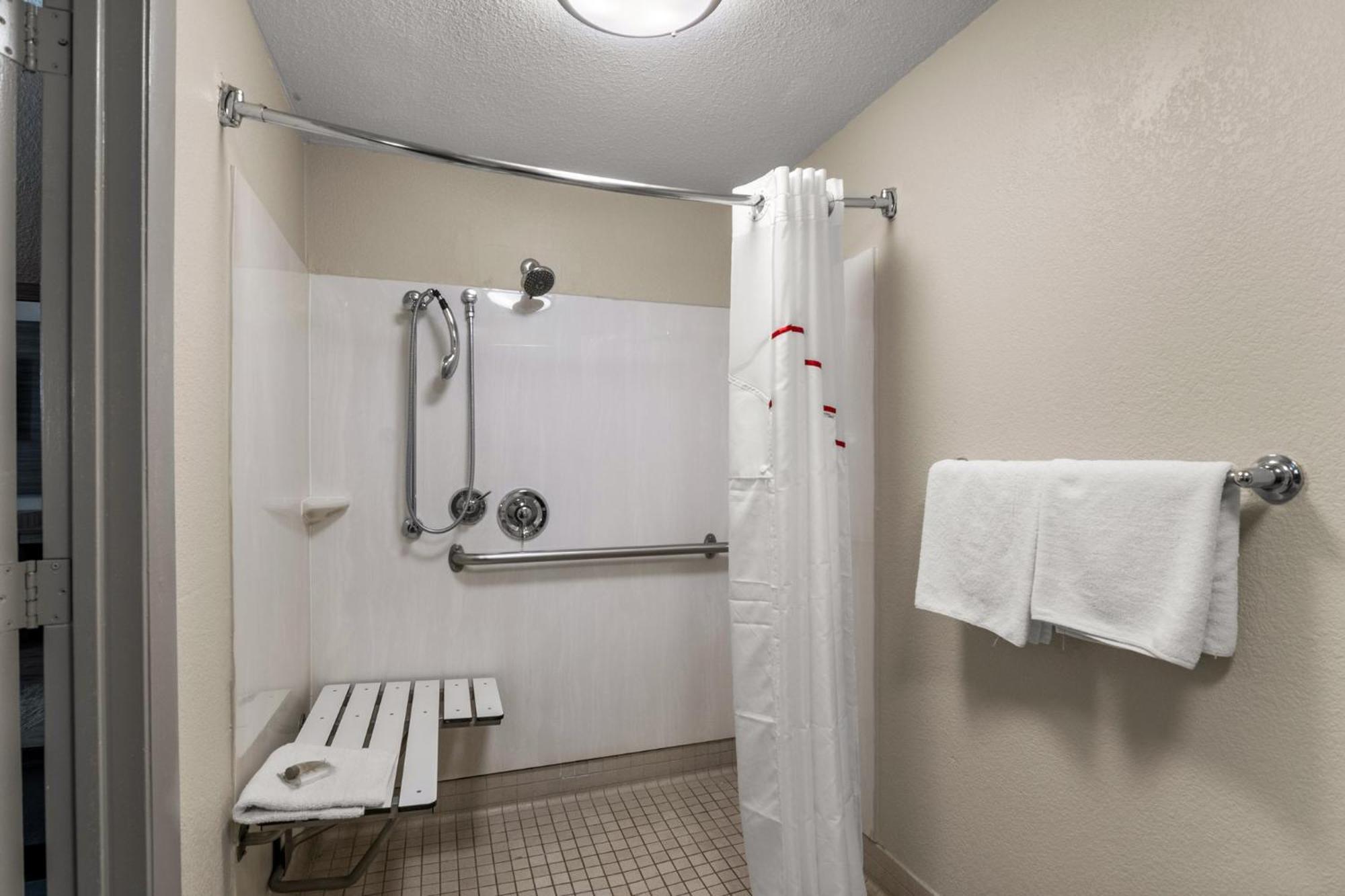 Red Roof Inn Enfield Zewnętrze zdjęcie